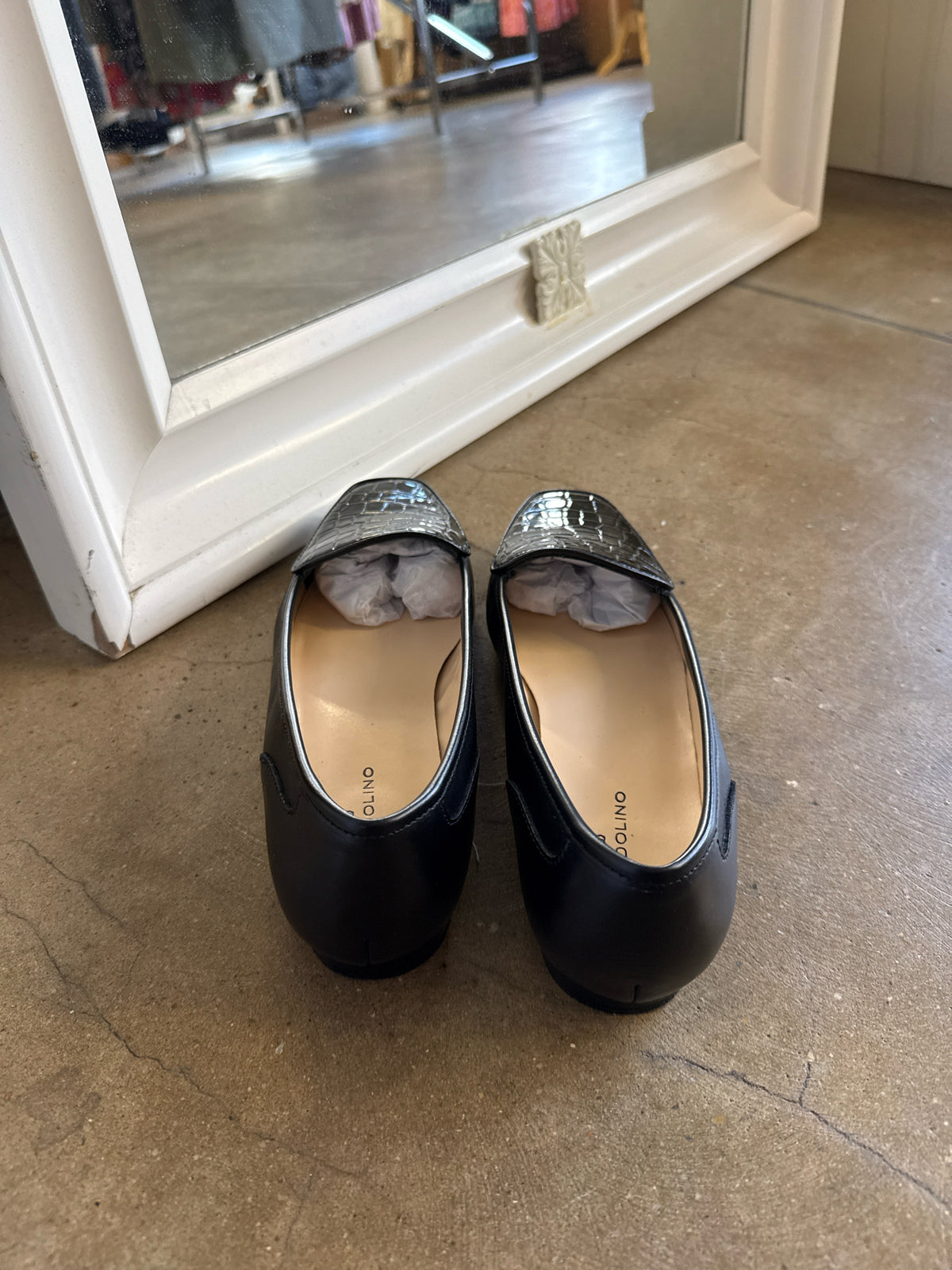 Bandolino Shoe Size 7.5 Black Flats