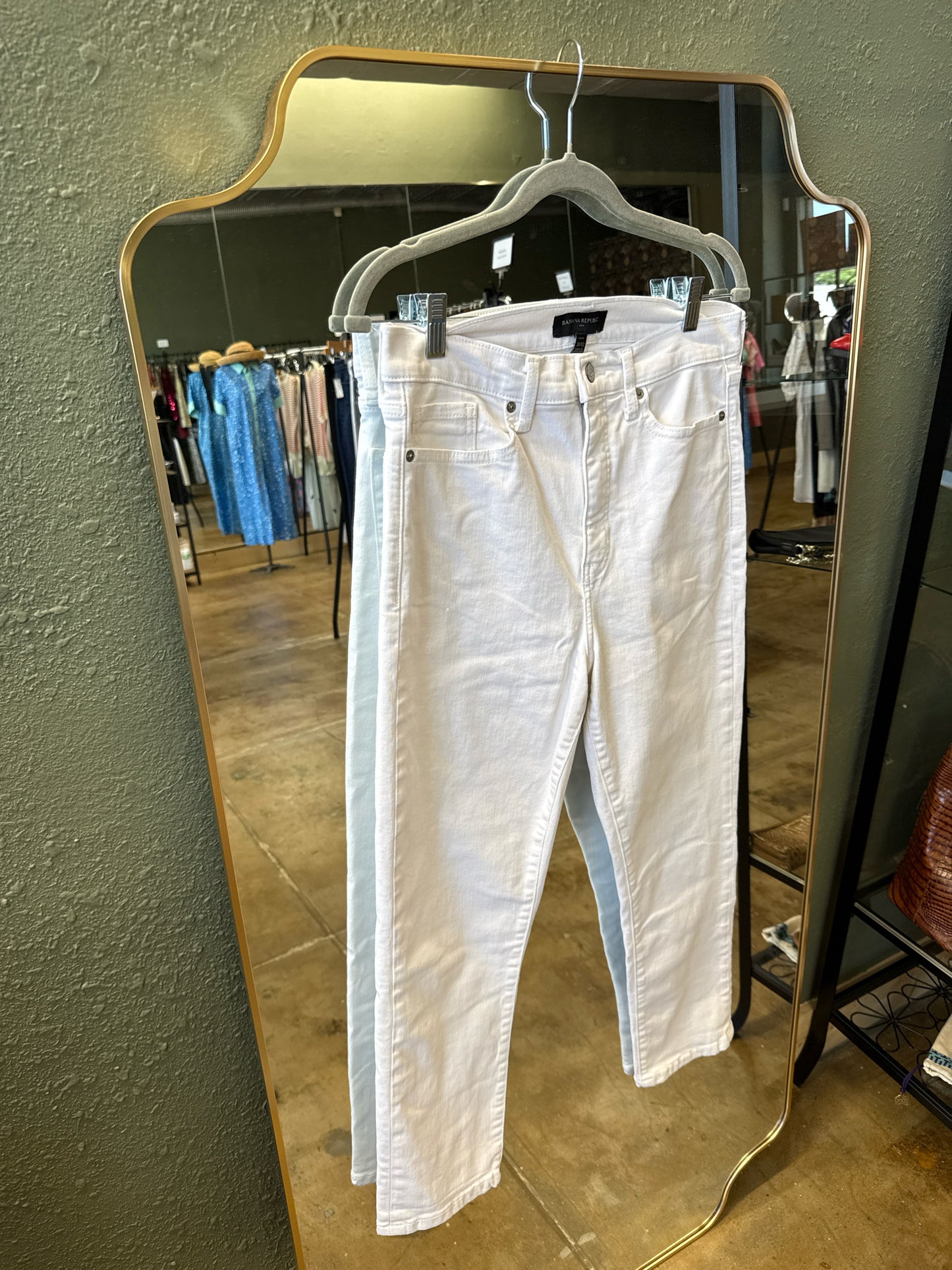 Banana Republic Size 31/12 White Jeans