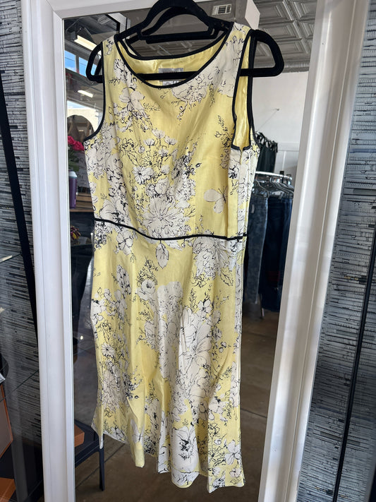 Adrianna Papell Size 8 Yellow/Multi Floral Dress