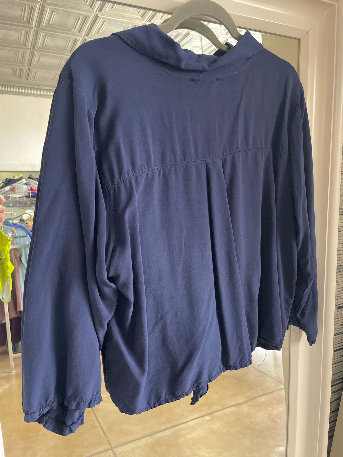 Milio-Milano Size L Navy Two Piece Set