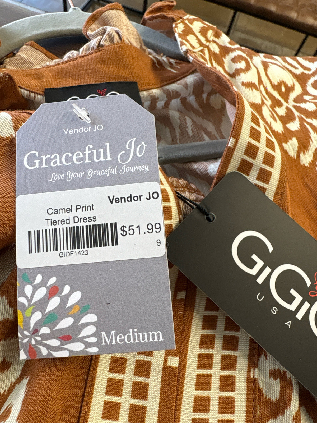 GIGIO Size M Burnt Orange/Cream Dress