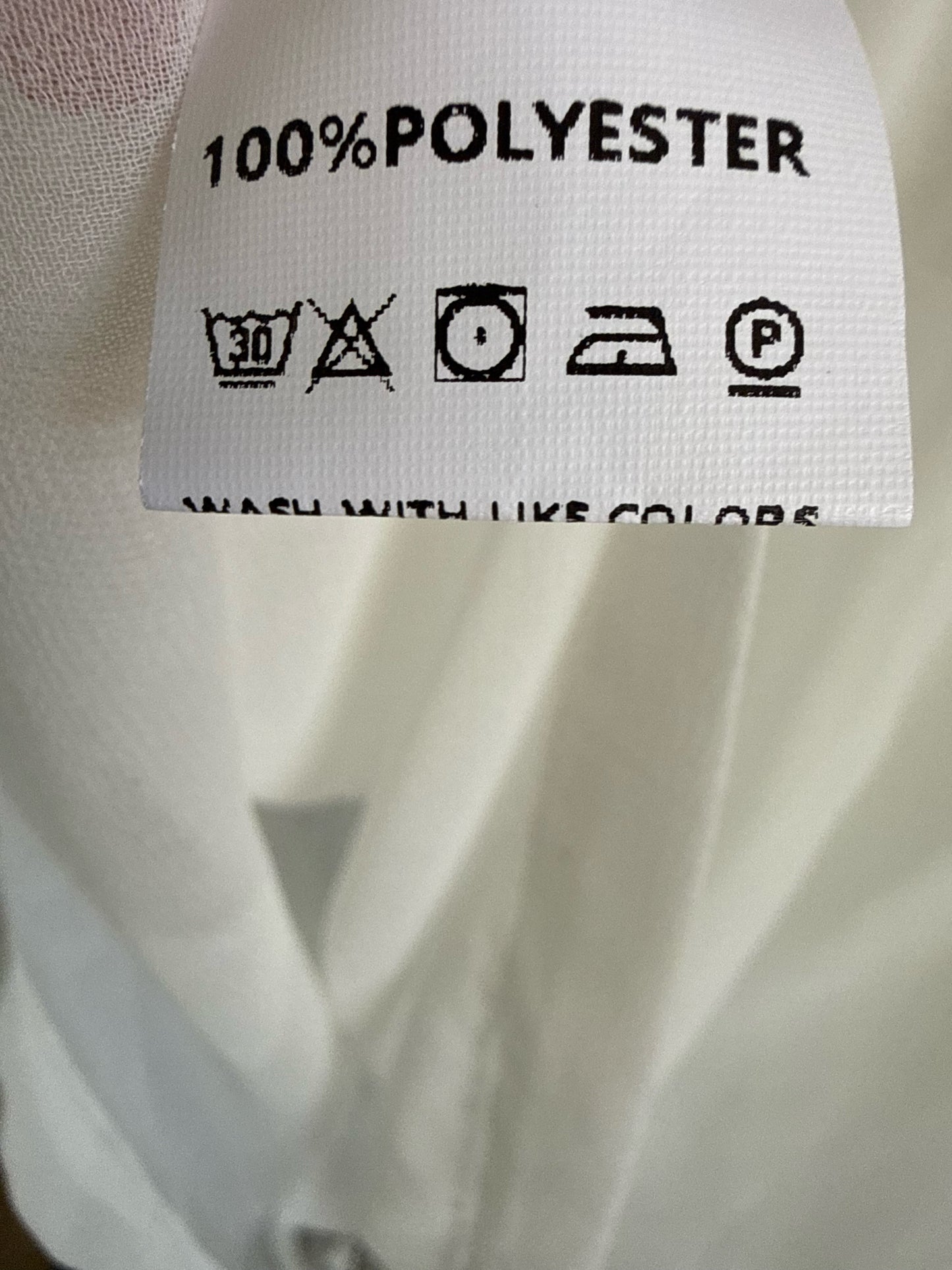 Size M White Top