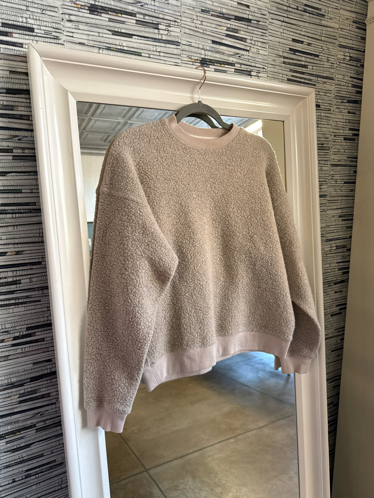 outdoor voices Size S Cream Pullover/Hoodie