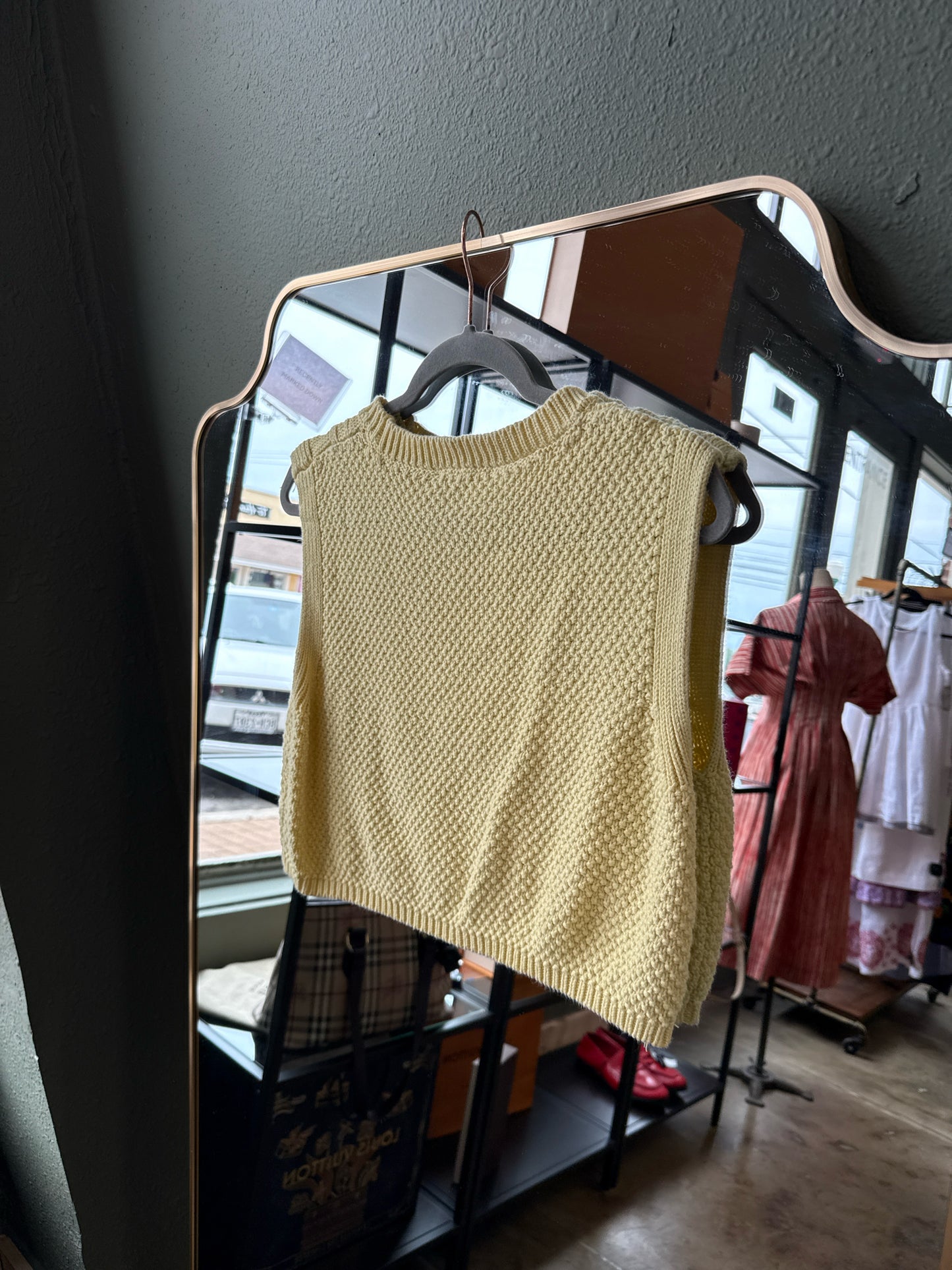 Double Zero Size L Yellow Top