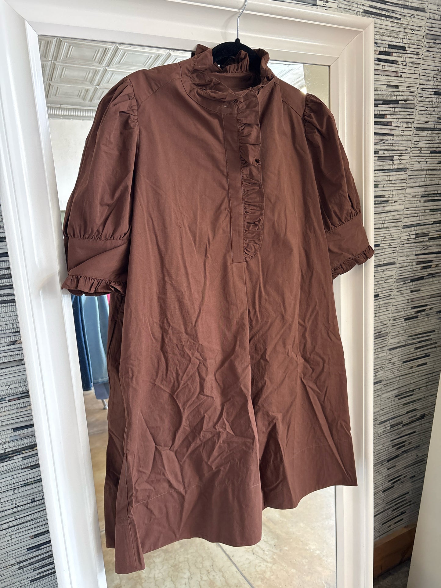 Pomander Place Size M Brown Dress