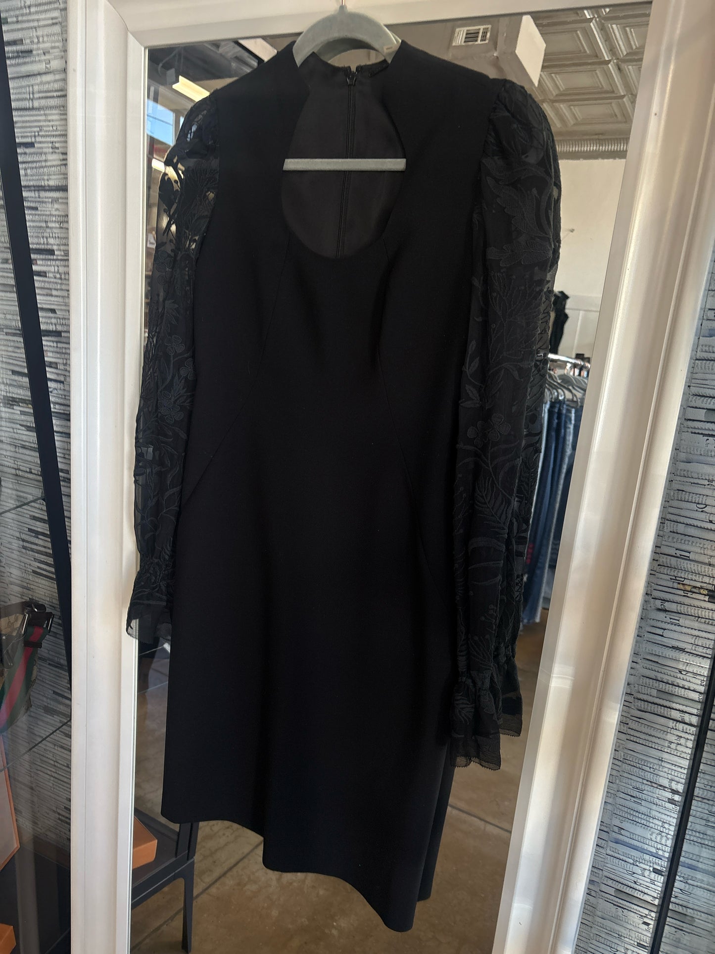 Elie Tahari Size 0 Black Long sleeve Dress