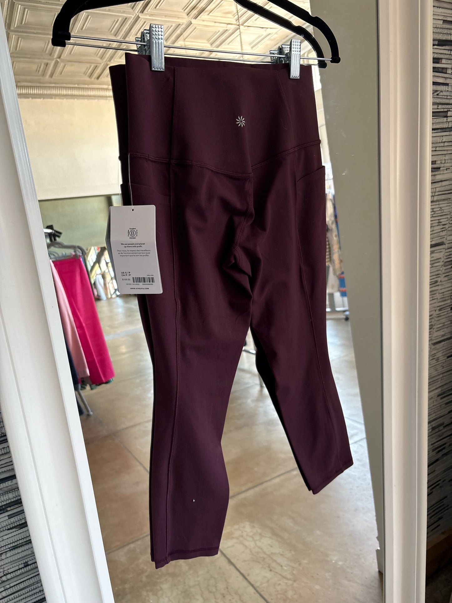 ATHLETA Size S Maroon Legging
