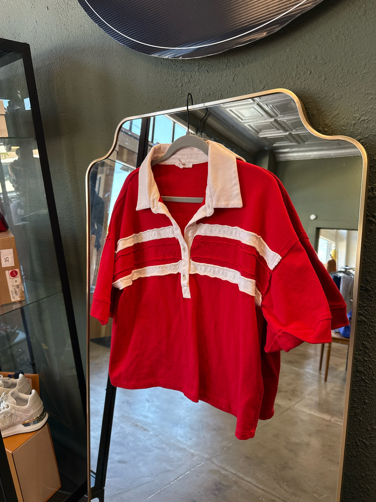 entro Size L Red/White Top