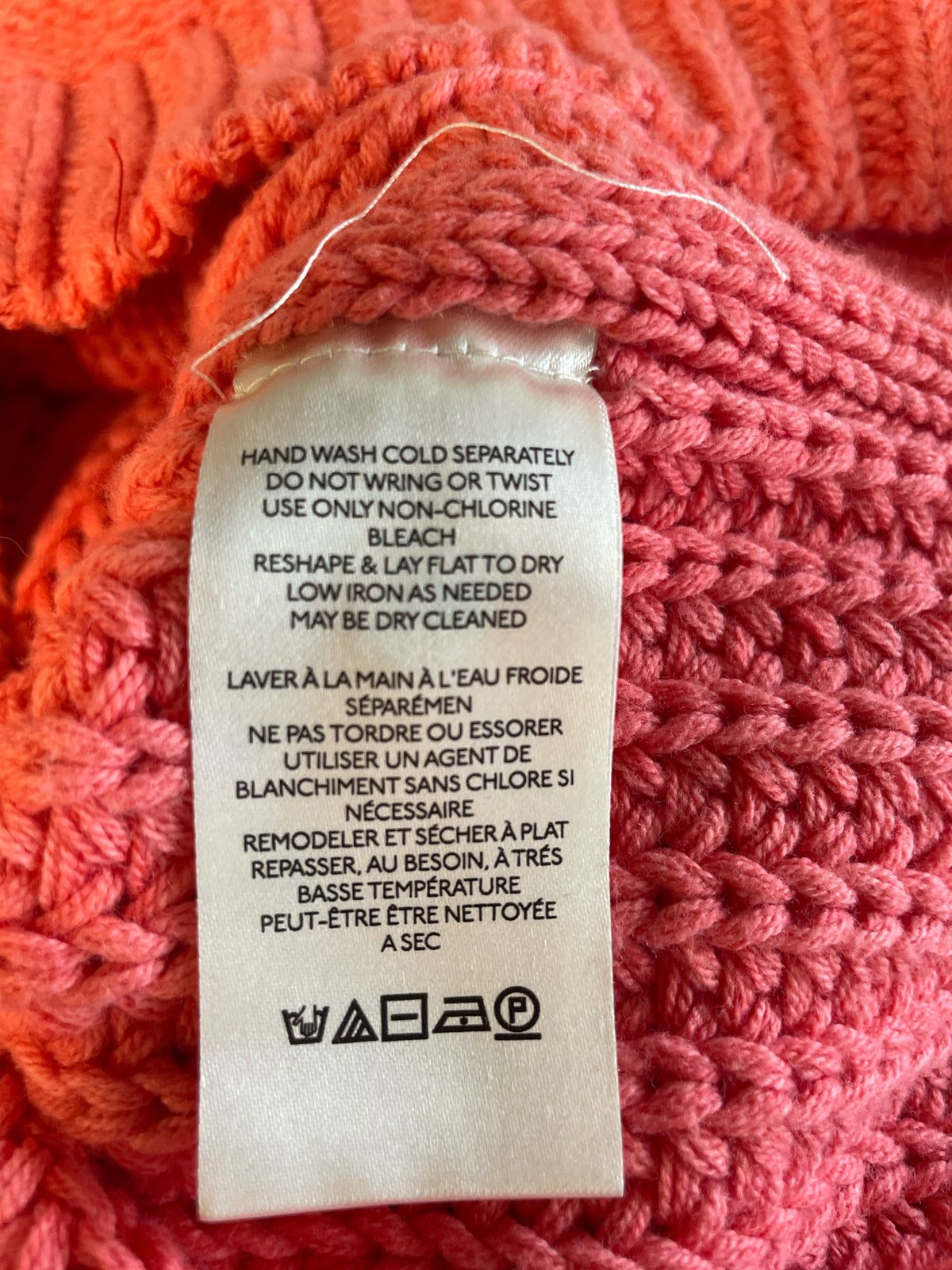 Urban Outfitters Size L Melon Sweater