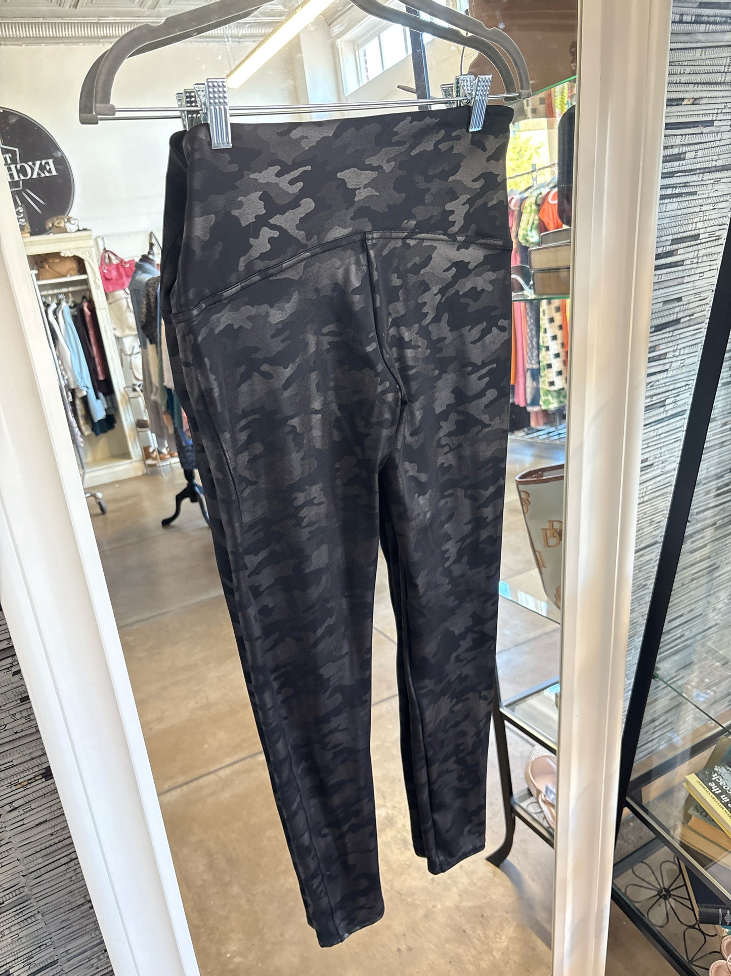 Spanx Size XL Legging