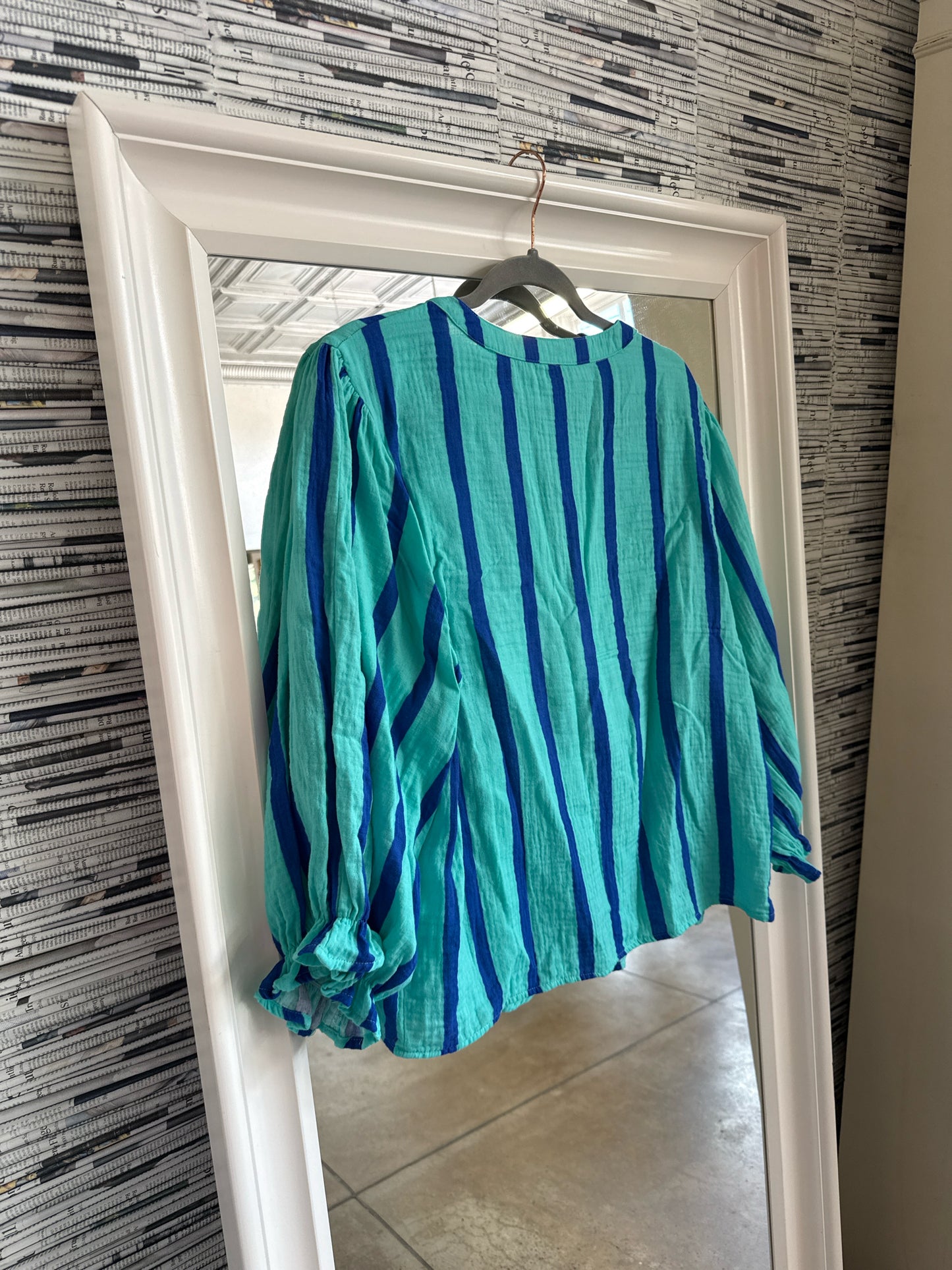 Teal/Blue Top