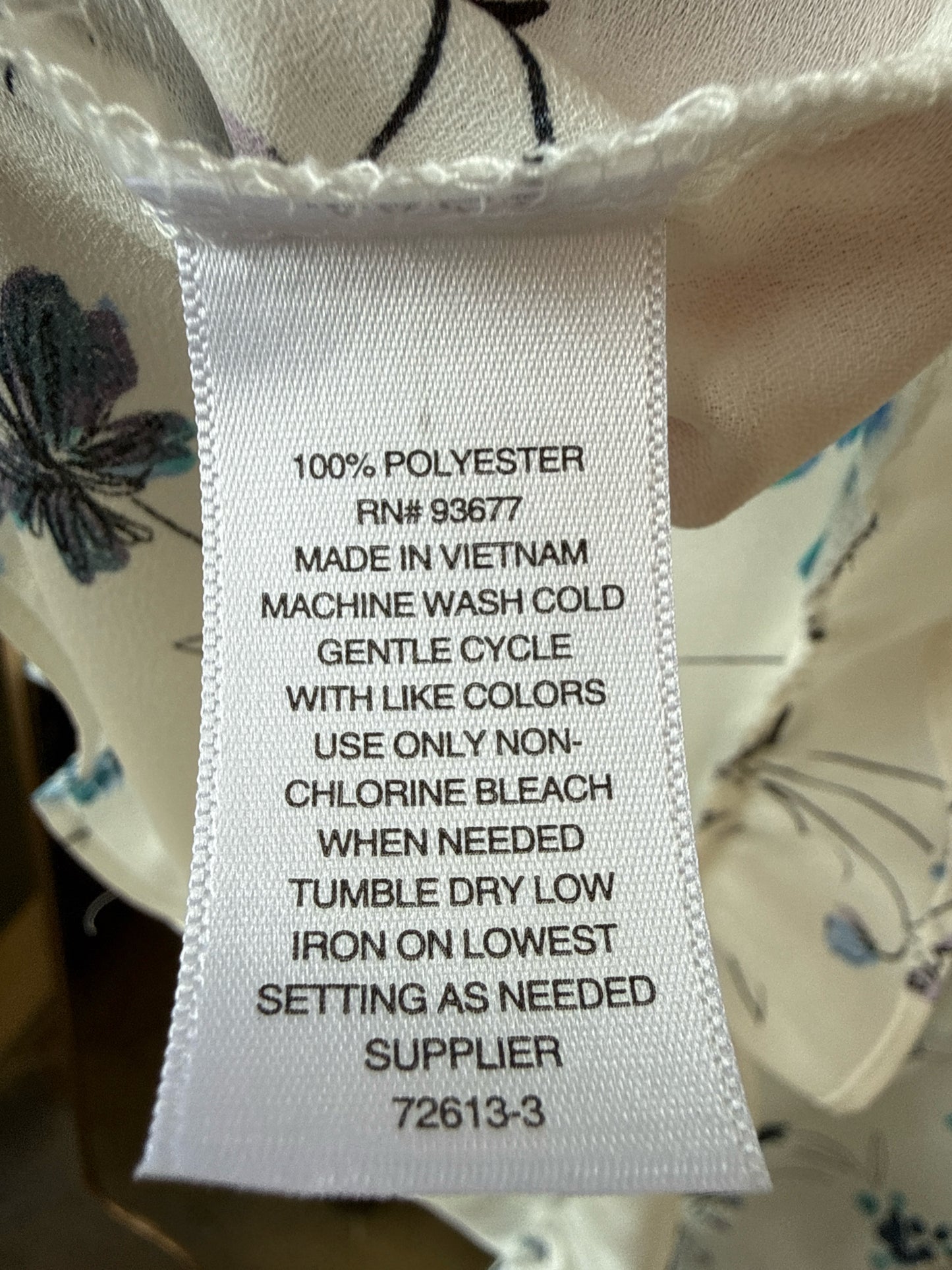ANA Size L White/Blue Top