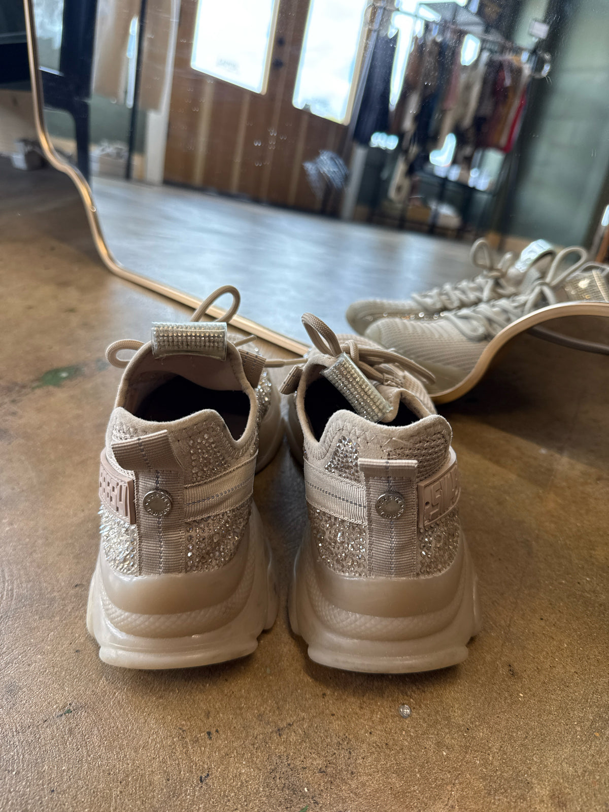 Steve Madden Shoe Size 8 Tan Sneakers