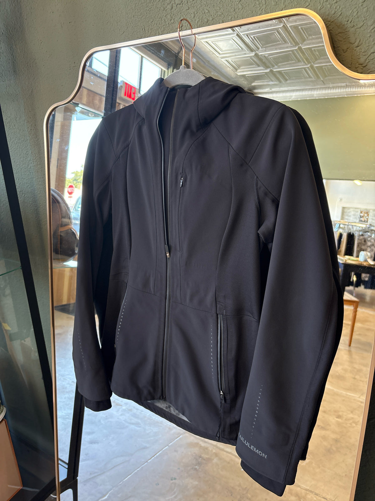 Lululemon Size 6 Black Jacket
