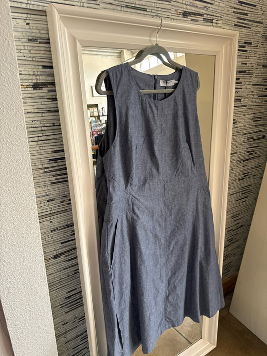 MM LAFLEUR Size 20 Denim Dress