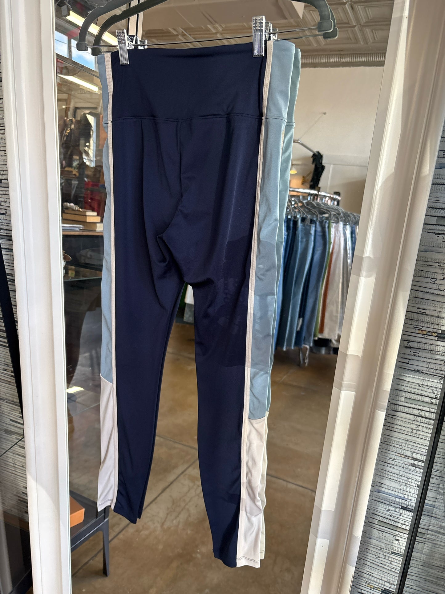 Lou & Grey Size S Navy/Multi Legging