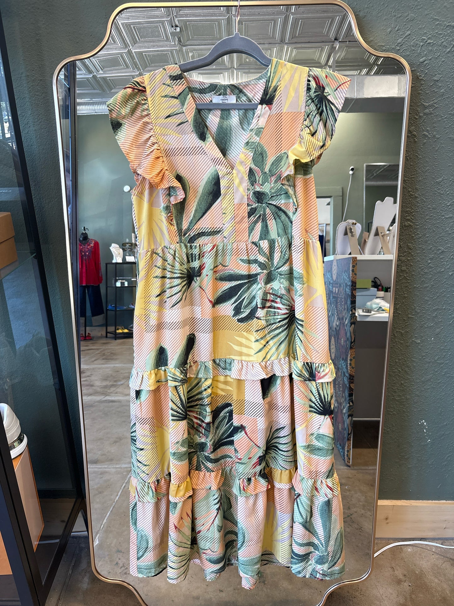 entro Size M Peach print Dress