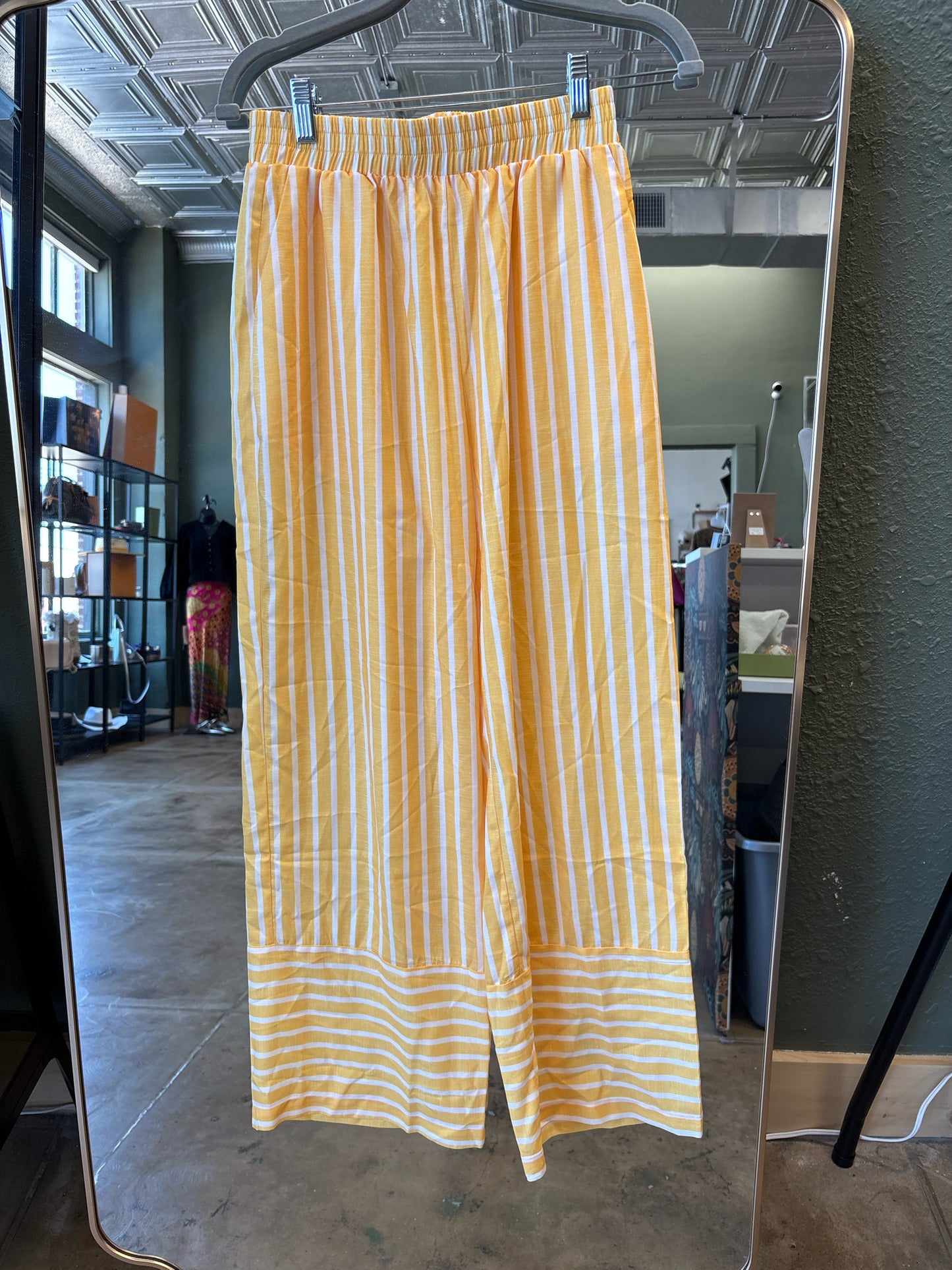 Commense Size S Yellow & White Two Piece Set