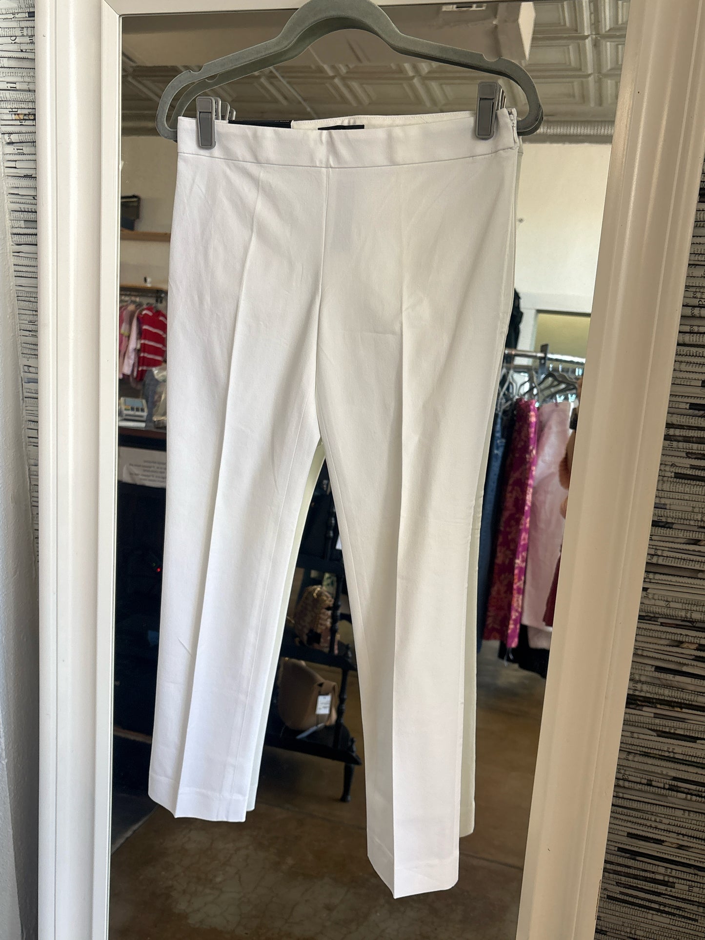 ANN TAYLOR Size 2P White Pants