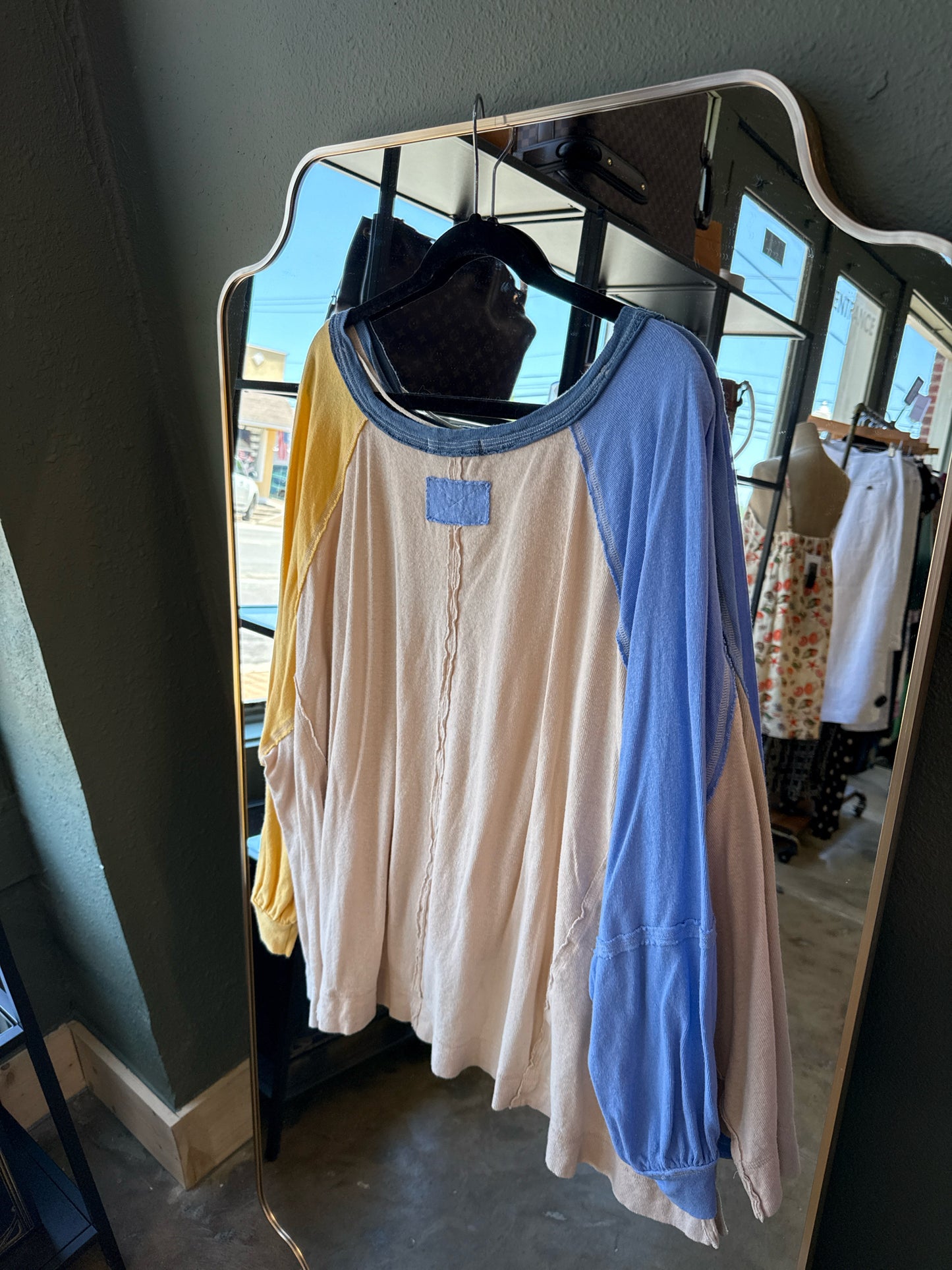 We The Free Size L Cream/Yellow Top