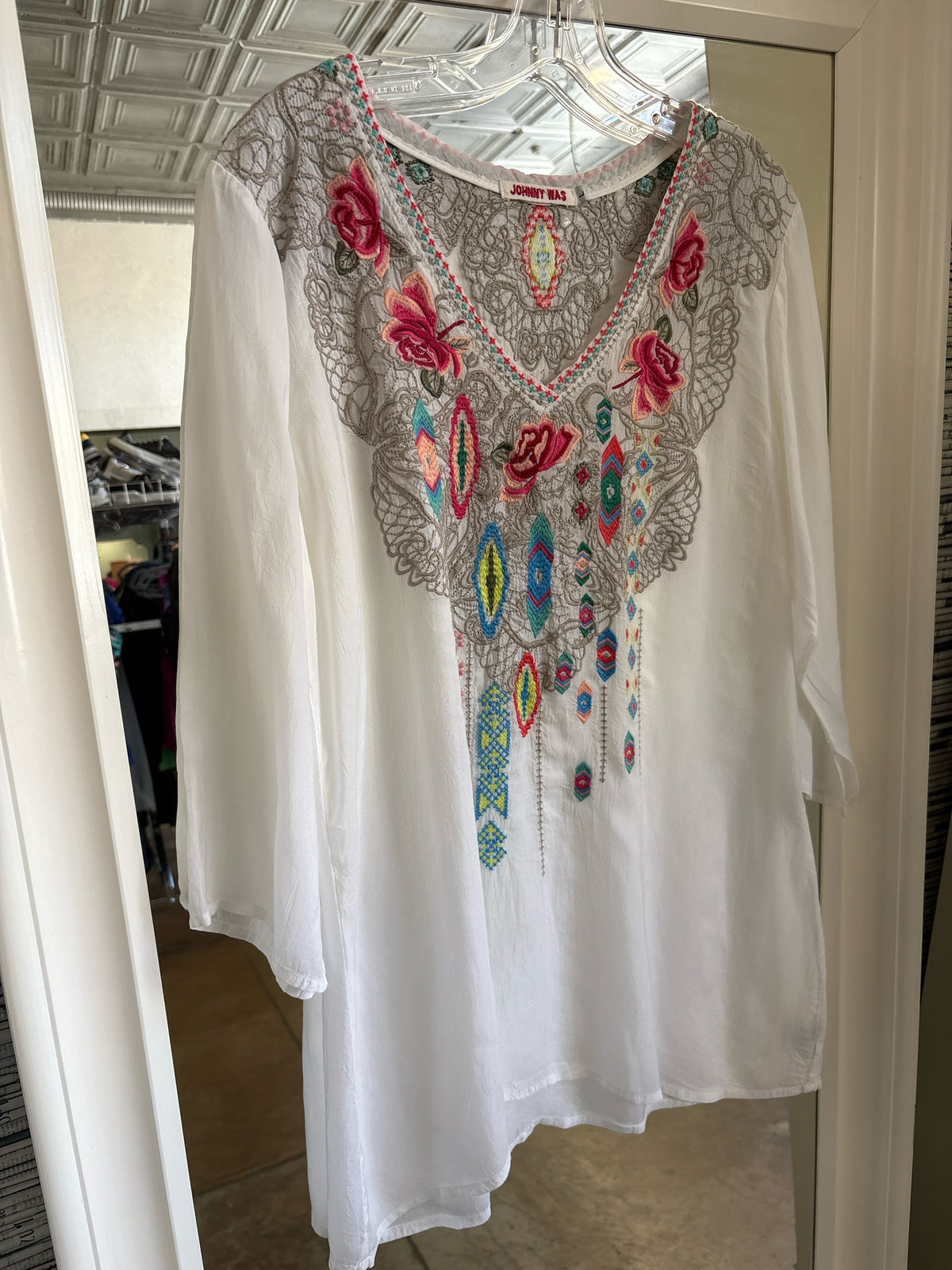 Johnny Was Size L white multi Top