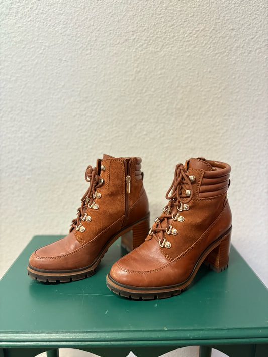 Vince Camuto Shoe Size 7 Red Brown Lace up Boots