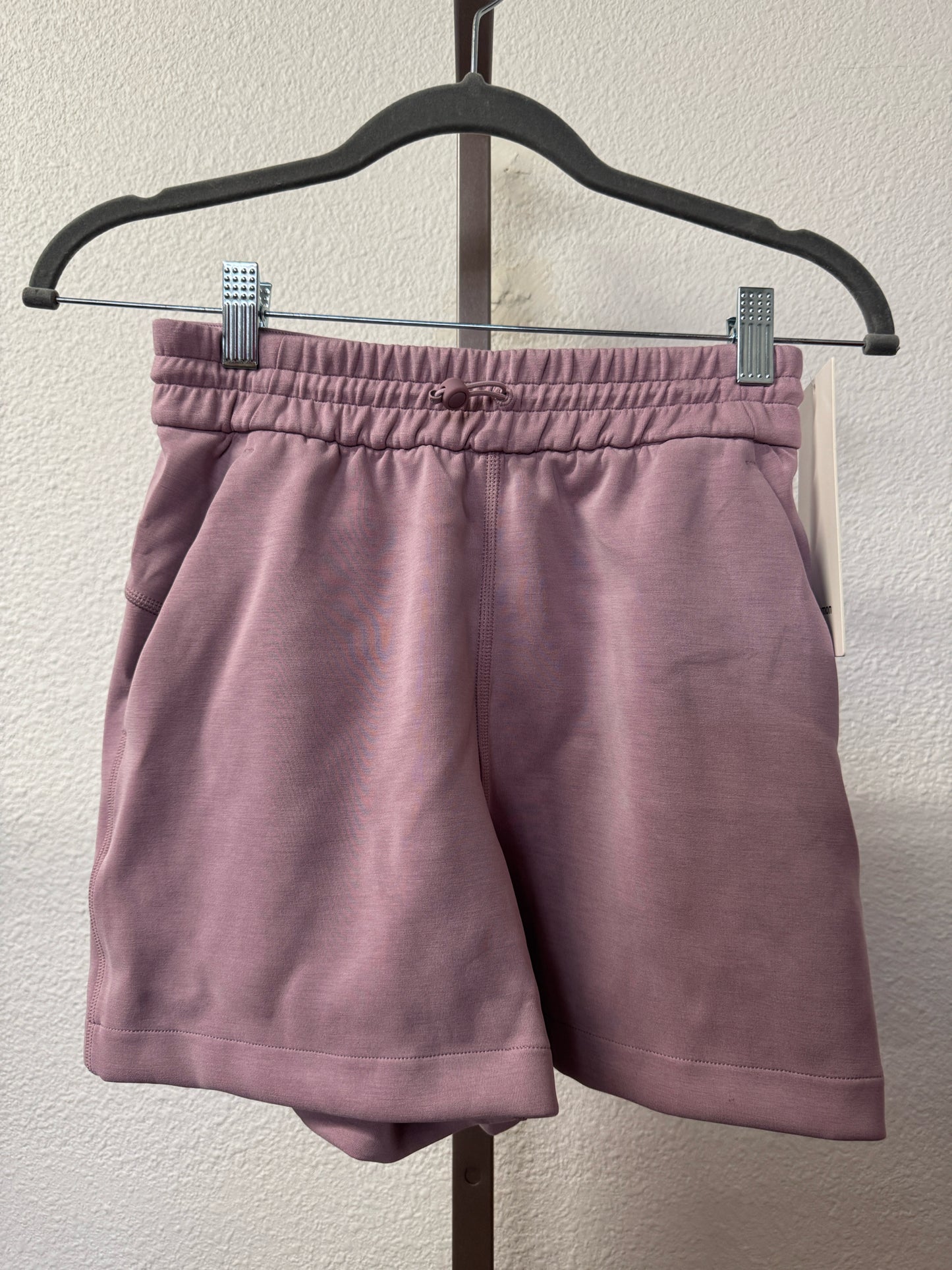 Lululemon Size 2 Lilac Two PC Set