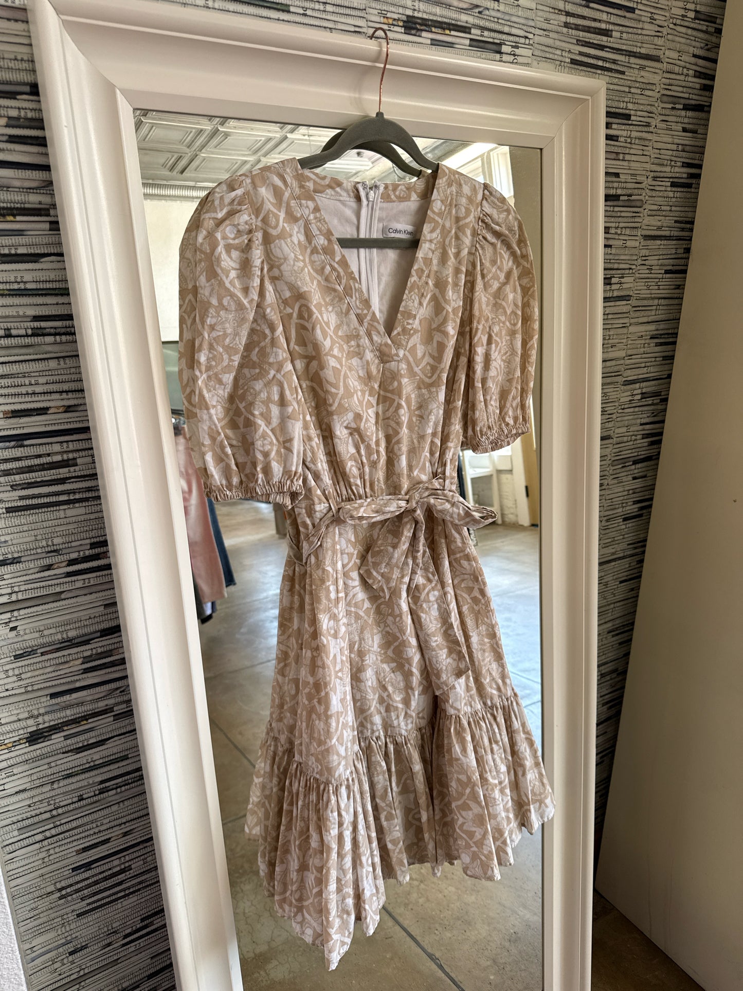CALVIN KLEIN Size 8 Brown Dress