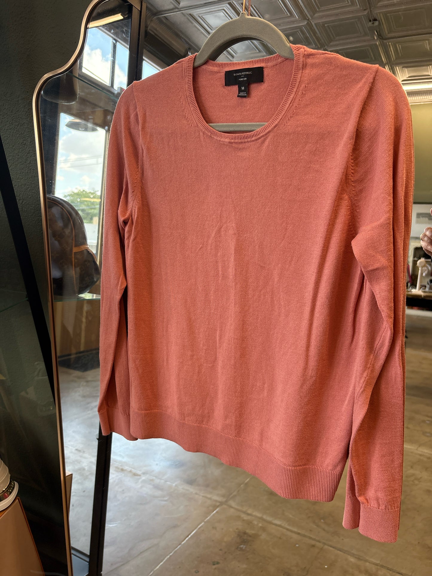 Banana Republic Size M Coral Sweater
