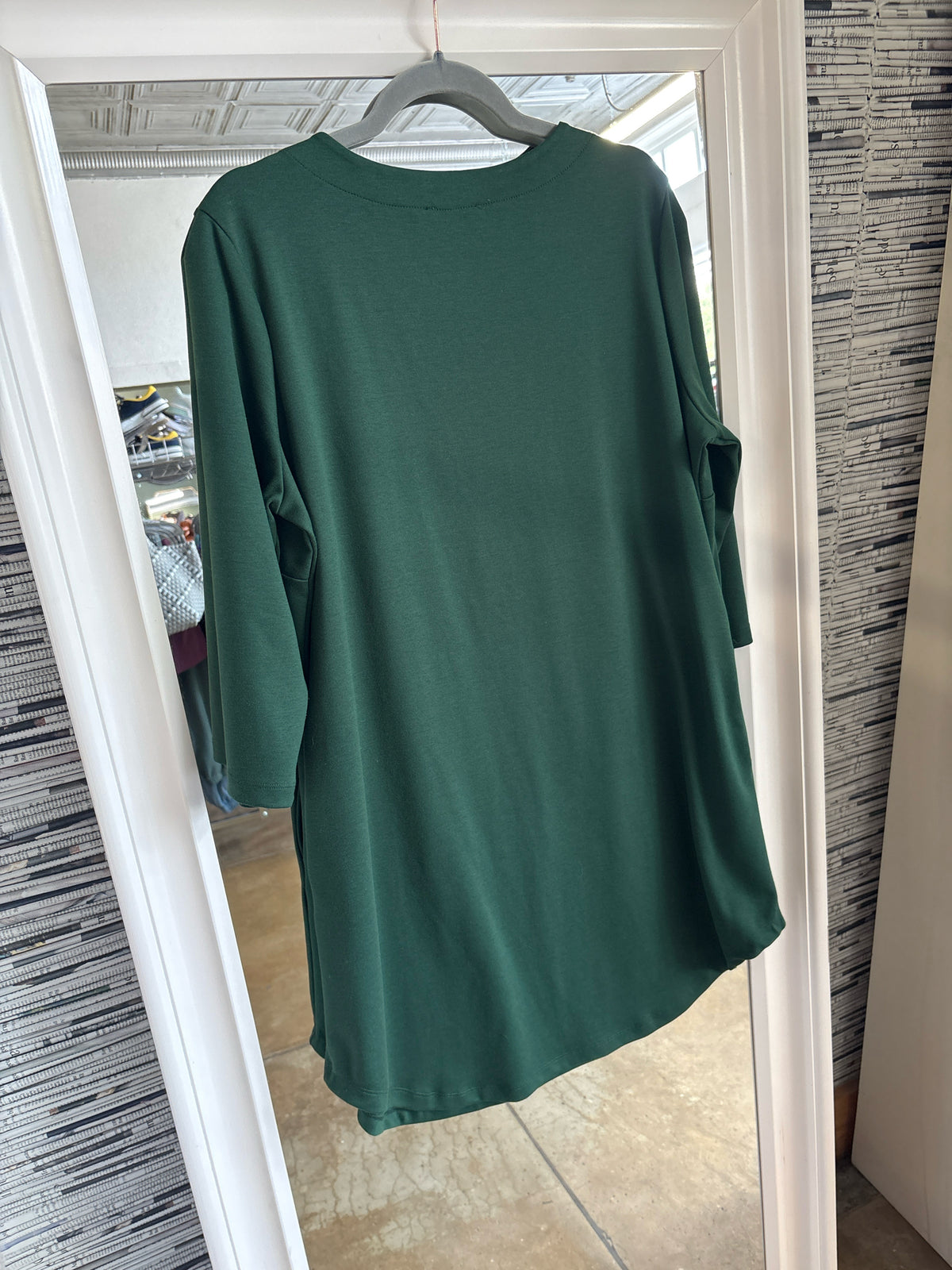 Isle Size XL Green Dress