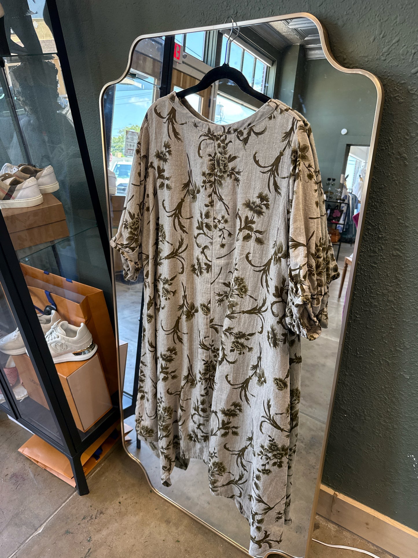 B.Hadikusumo Size OS Brown Dress