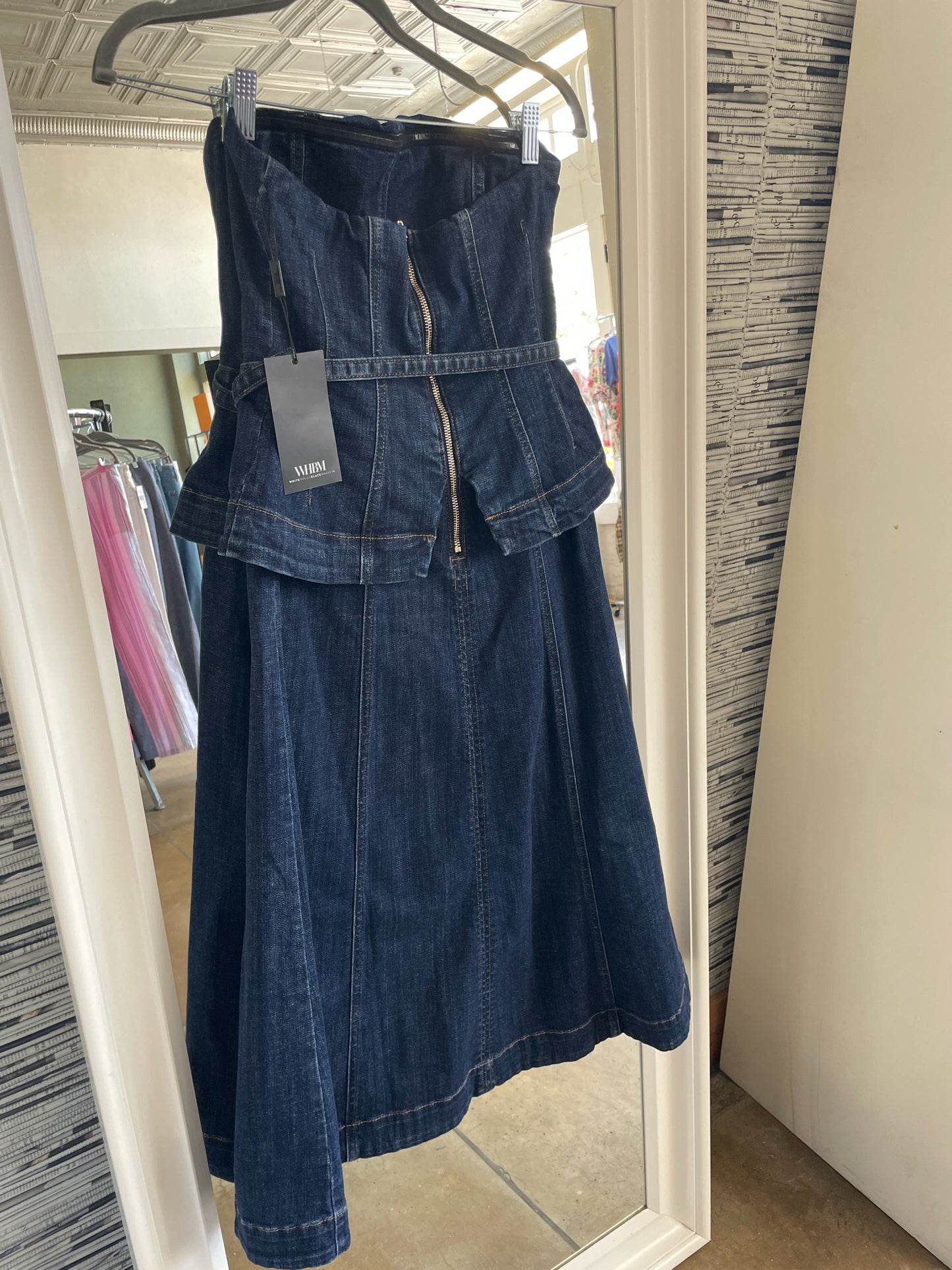 White House Black Market Size 4 Jean Dress