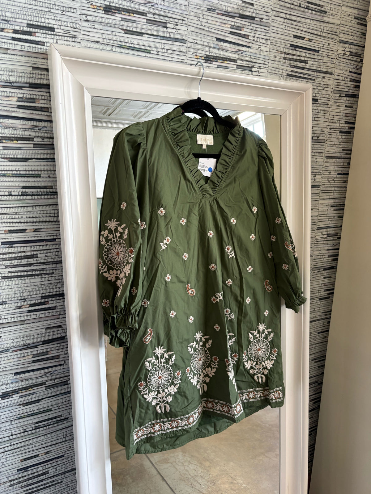 entro Size S Green Dress