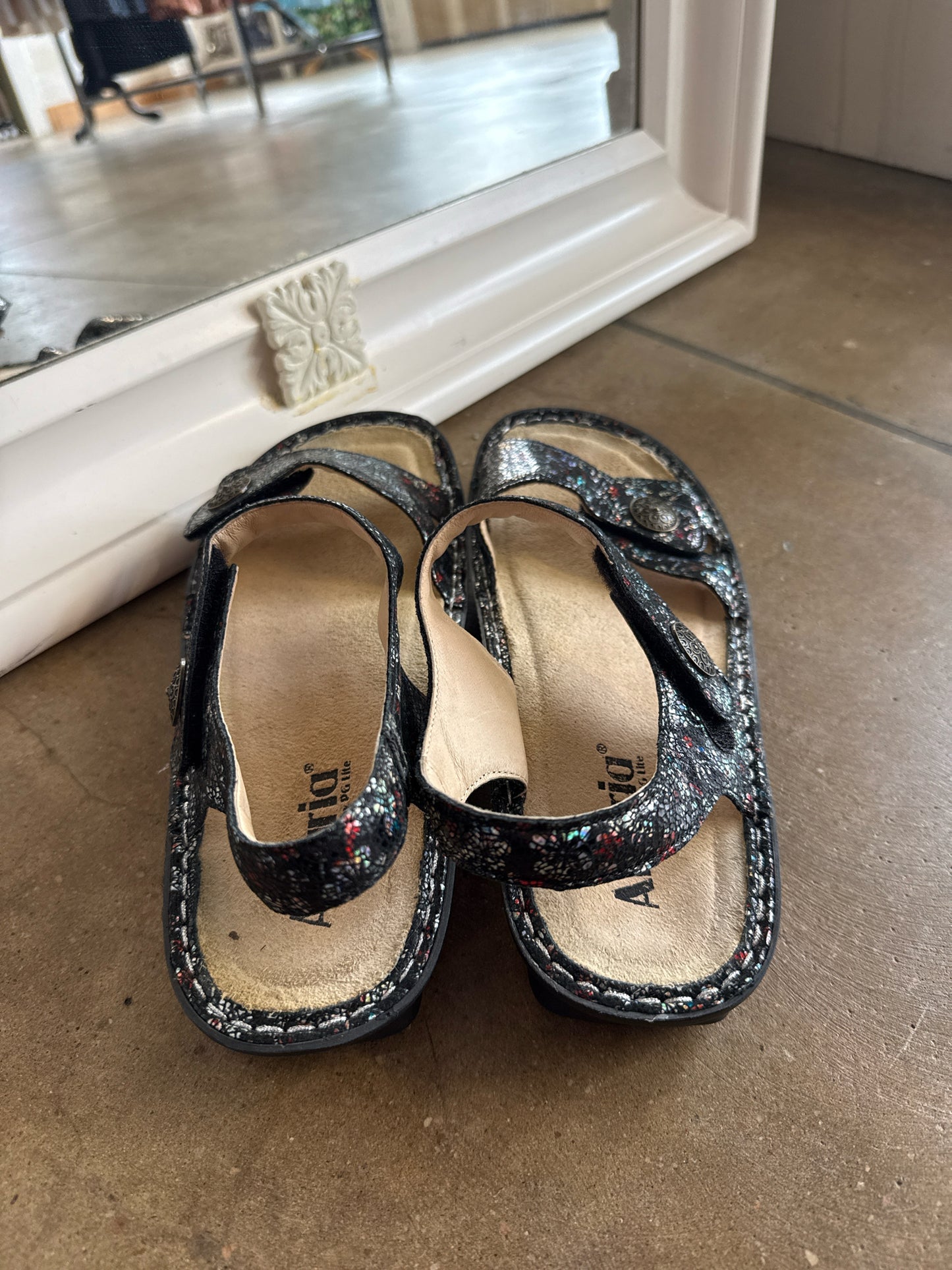 Alegria Shoe Size 41 Black Sandals