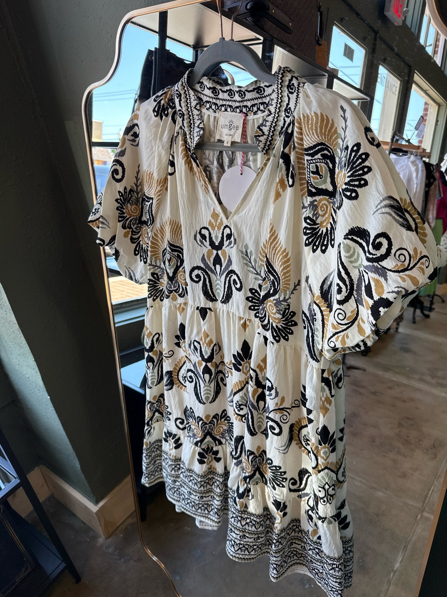 Umgee Size S Cream/multi Dress