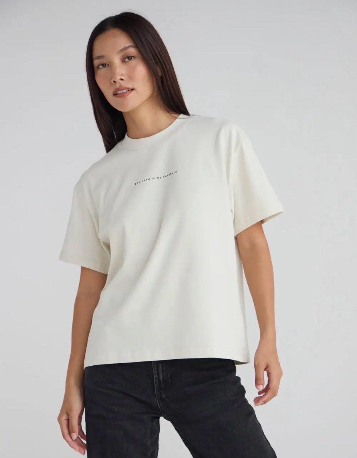 Elevated Faith Size S Cream Tee