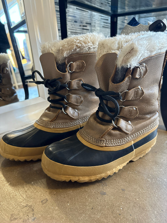 sorel Shoe Size 6 Black/Multi Boots