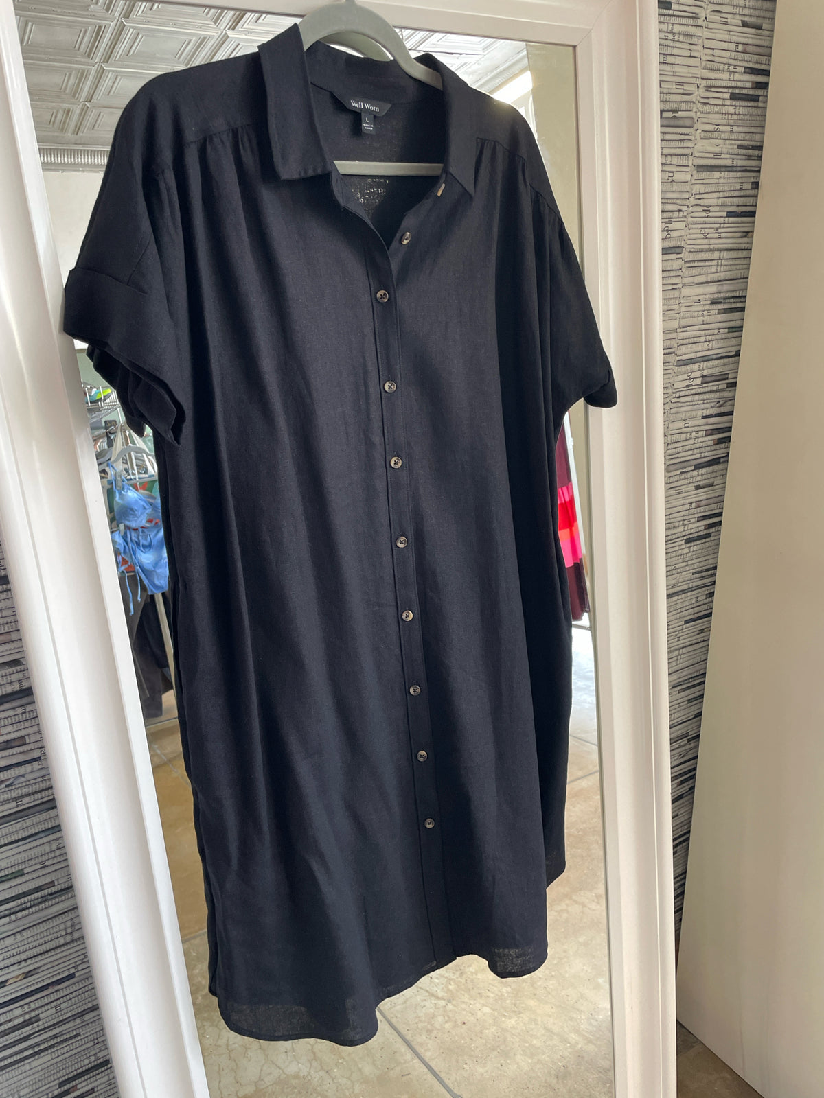 Well Worn Size L Black Dress