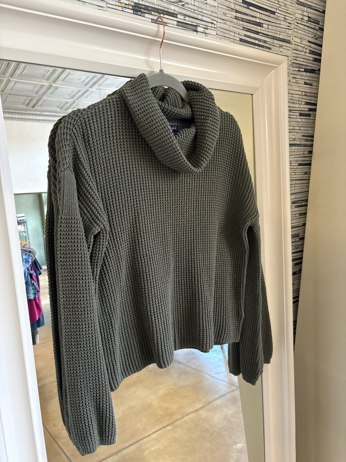 splendid Size S Green Sweater