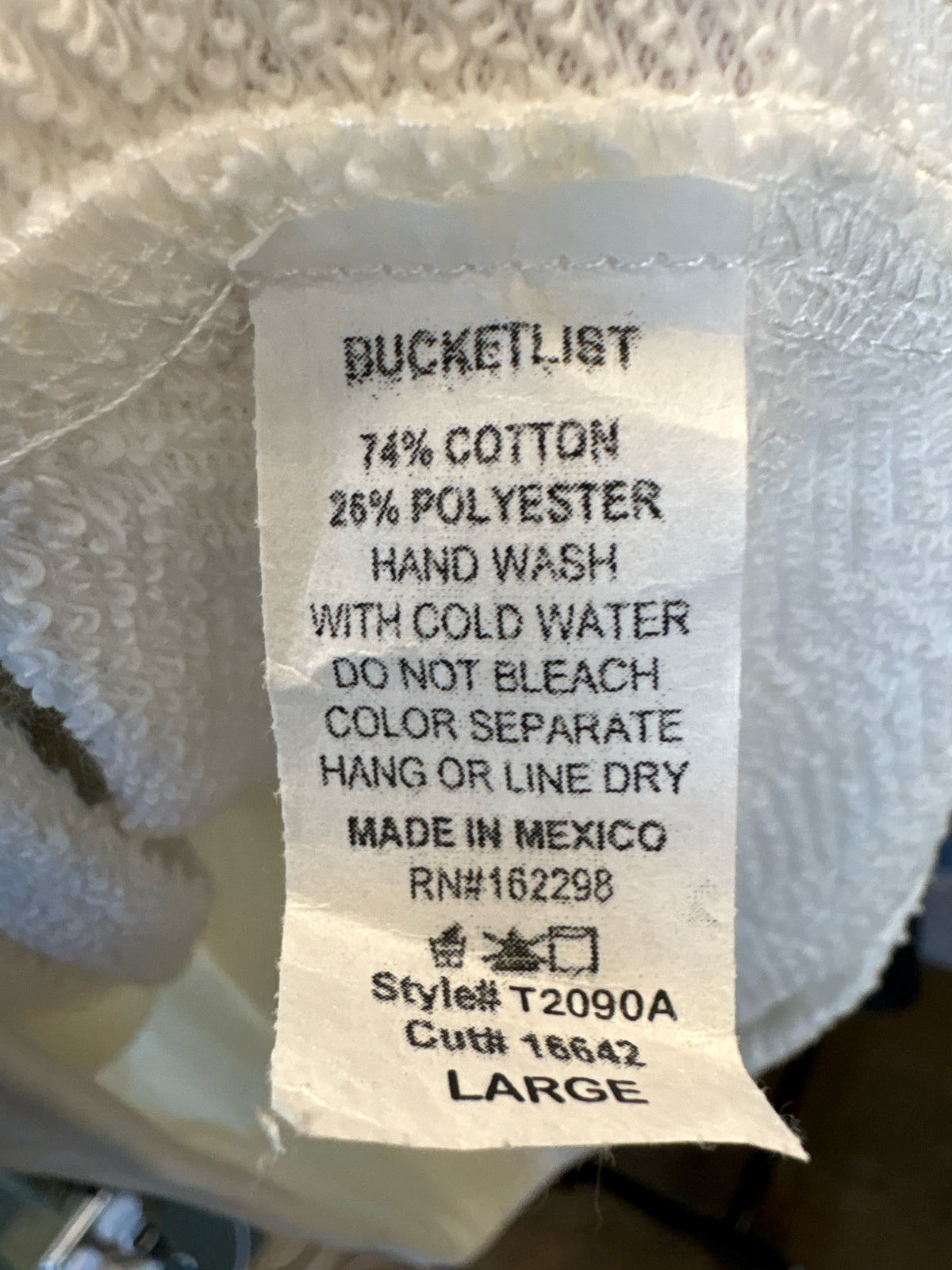 bucketlist Size L White + Black Top