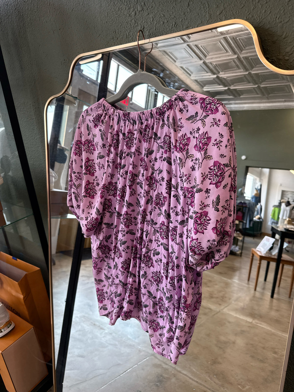 LOFT Size L Purple Top