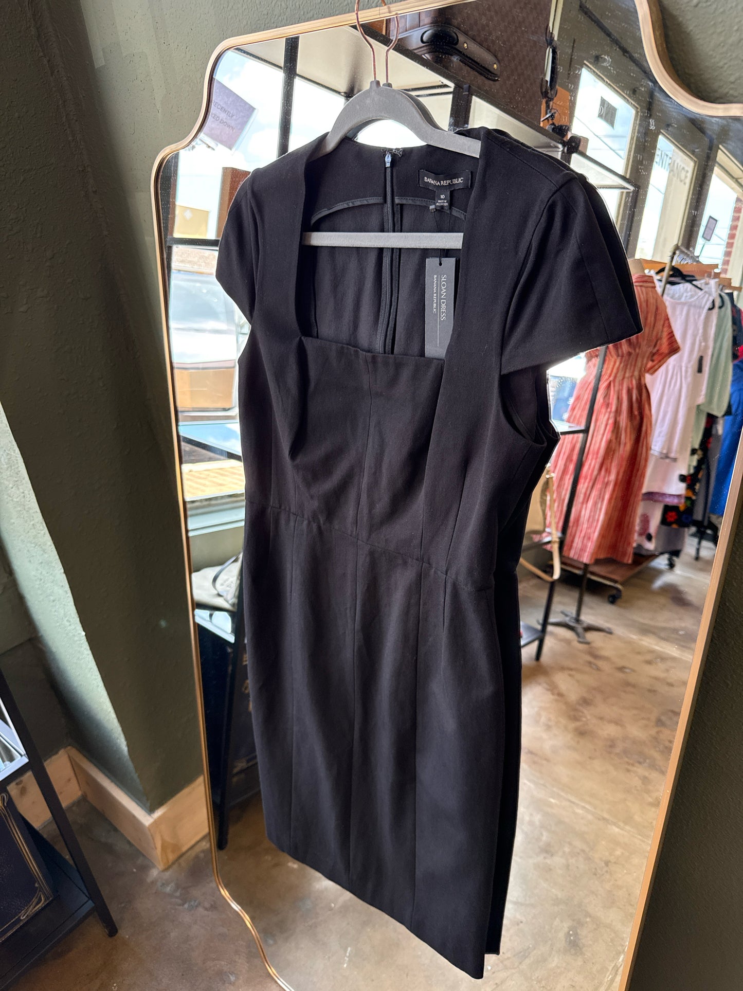 Banana Republic Size 10 Black Dress
