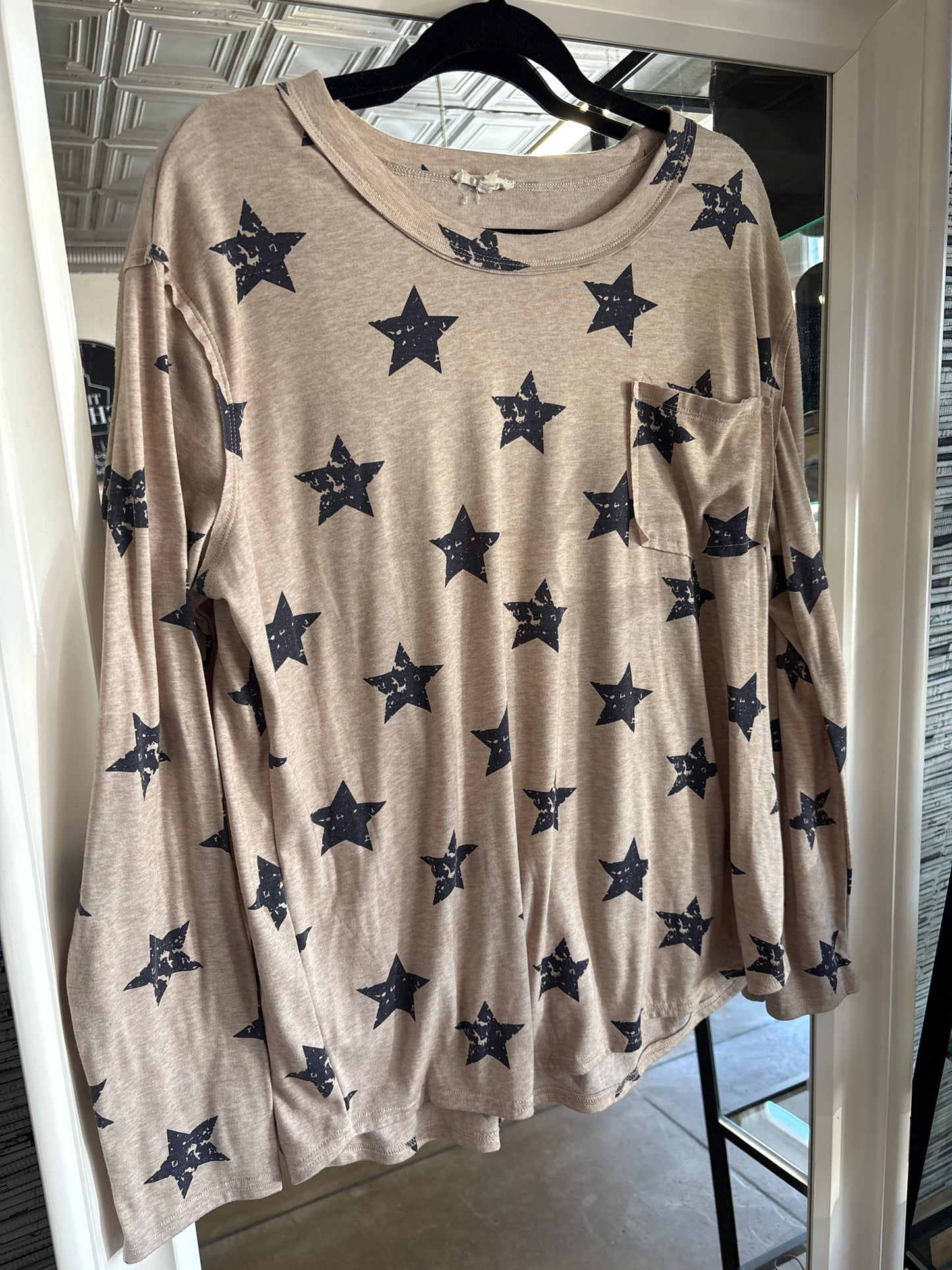 Easel Size M Top