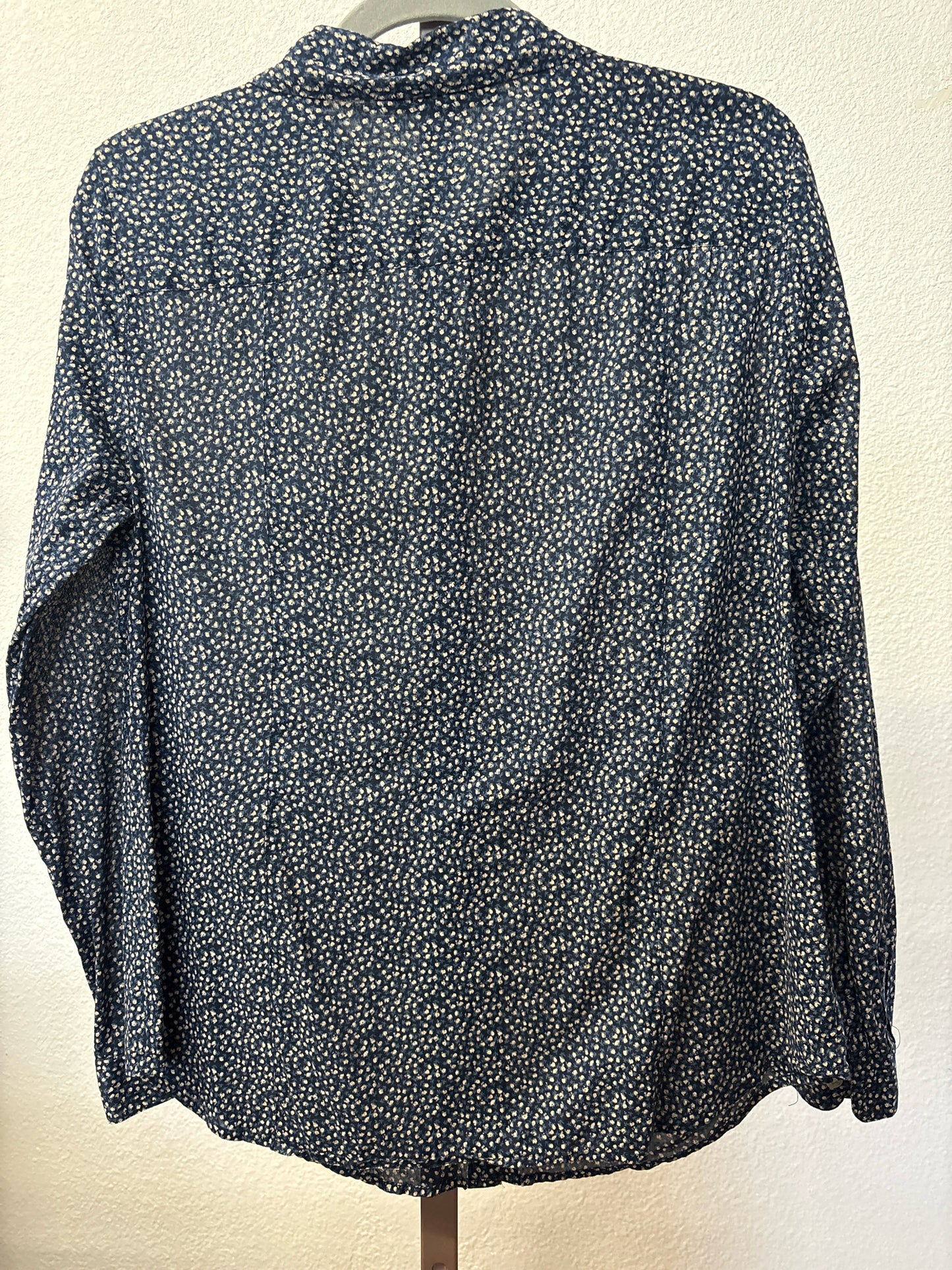 LOFT Size M Top