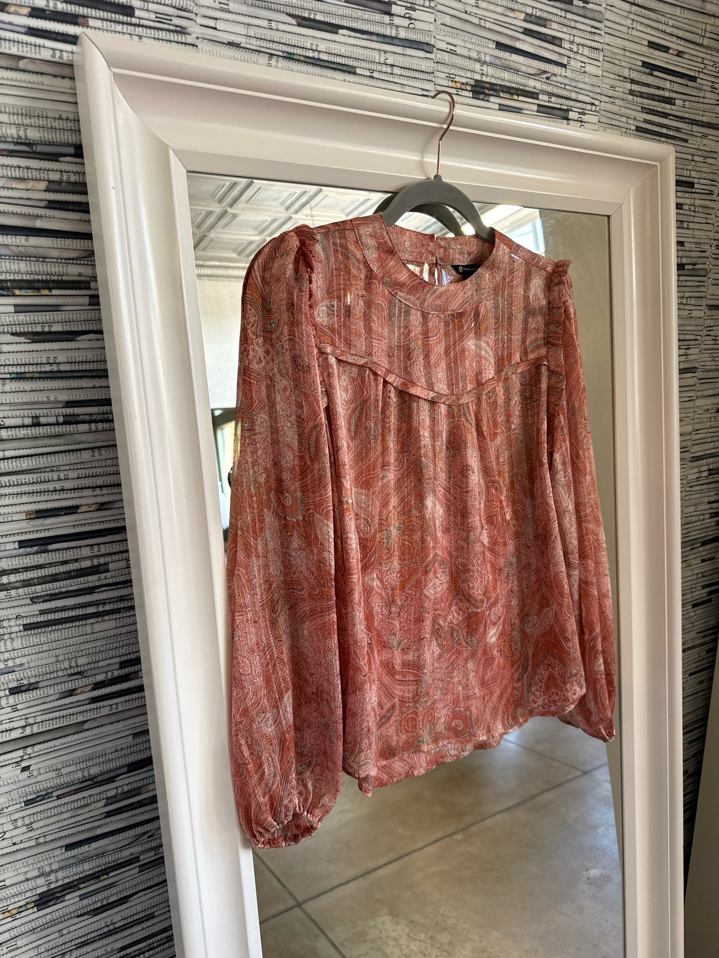 Versona Size XS Coral Top