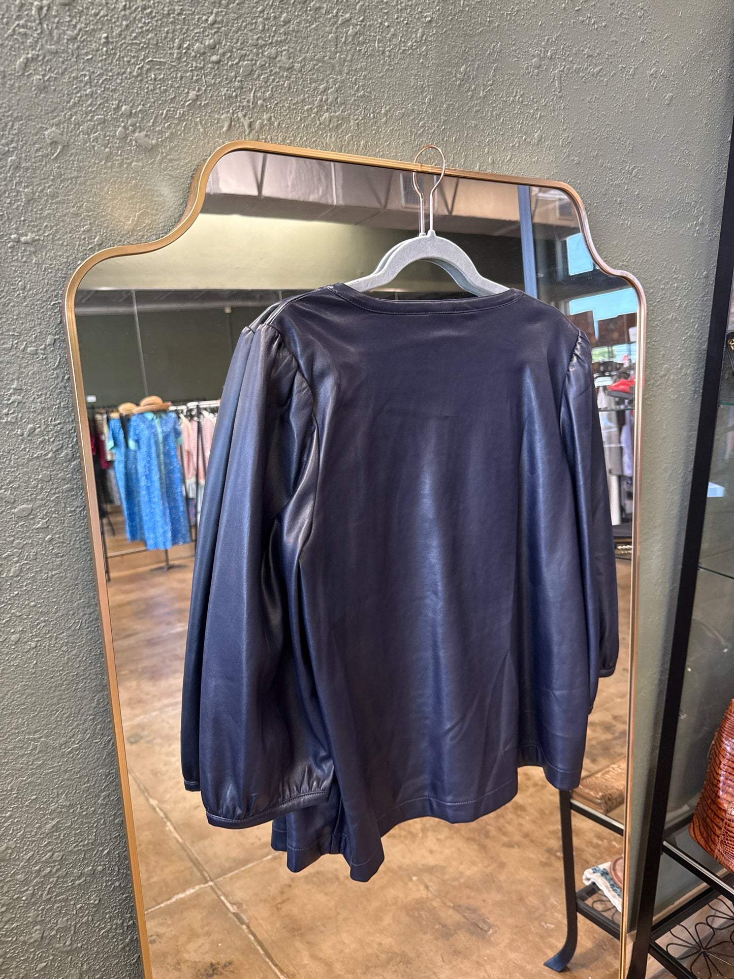 ANN TAYLOR Size L Navy Top
