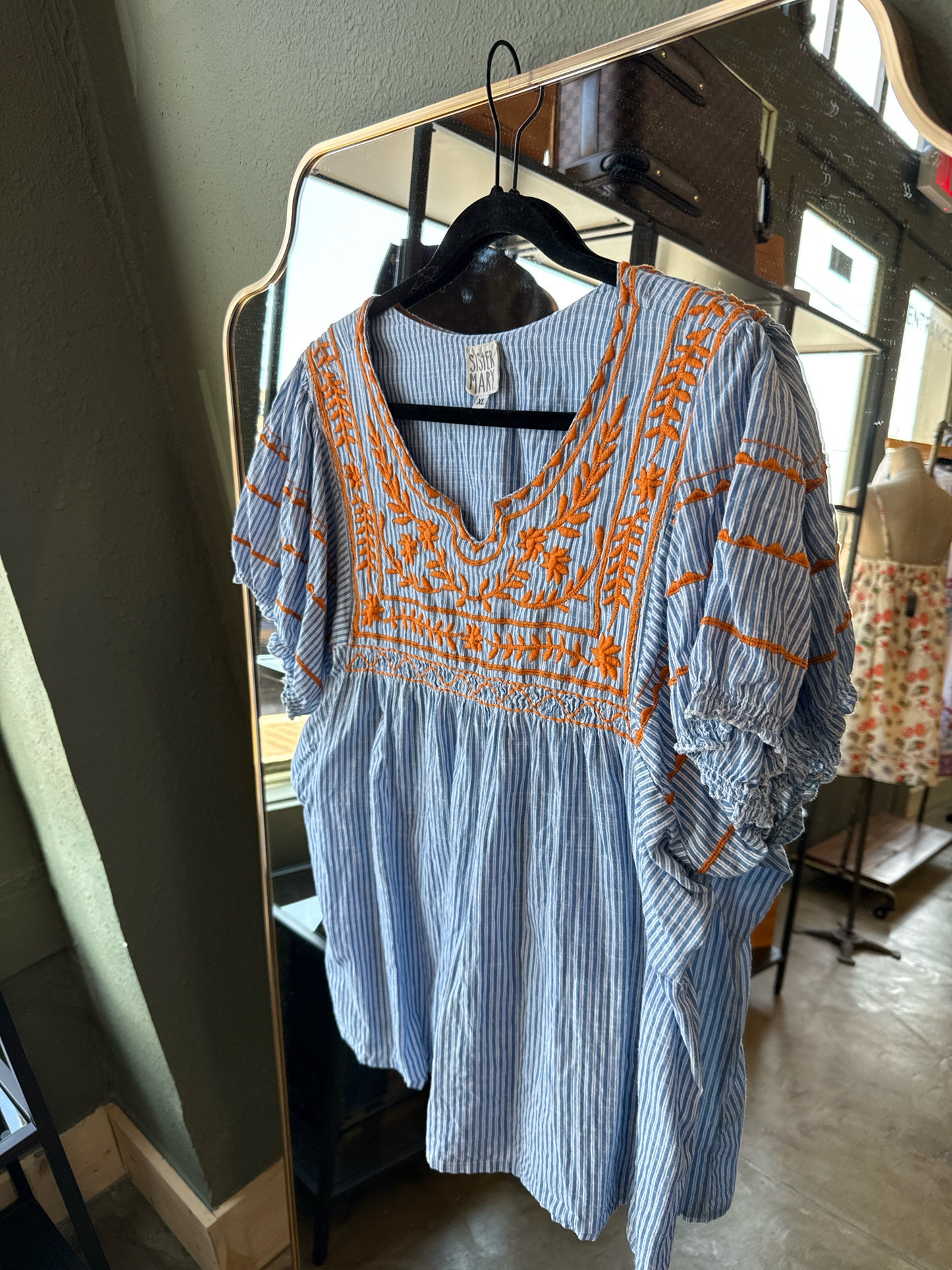 Sister Mary Size XL Blue/Orange Top