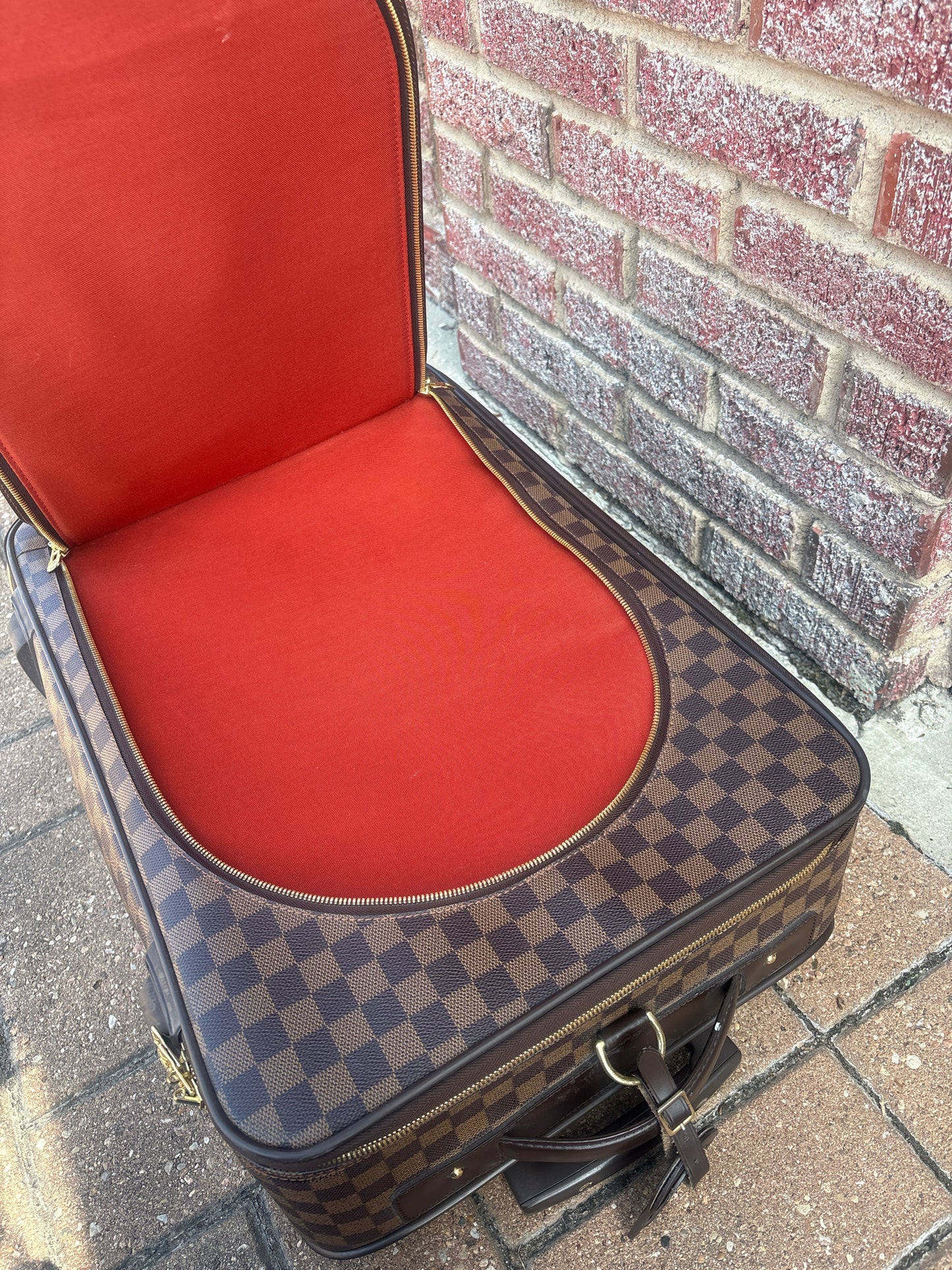 Louis Vuitton Suitcase Pegase 55