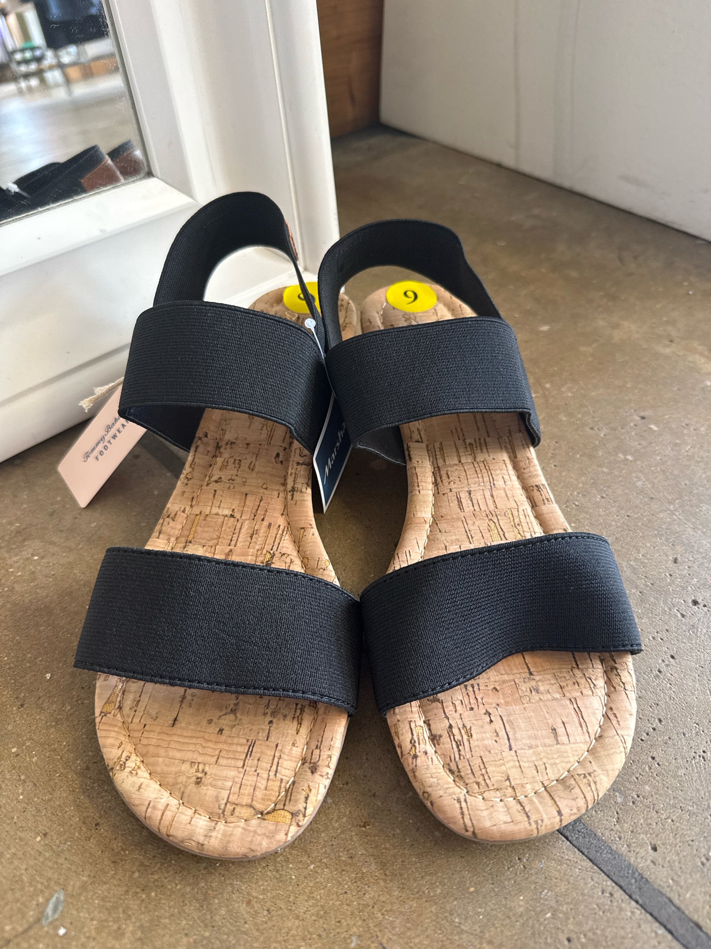 Tommy Bahama Shoe Size 9 Black Sandals