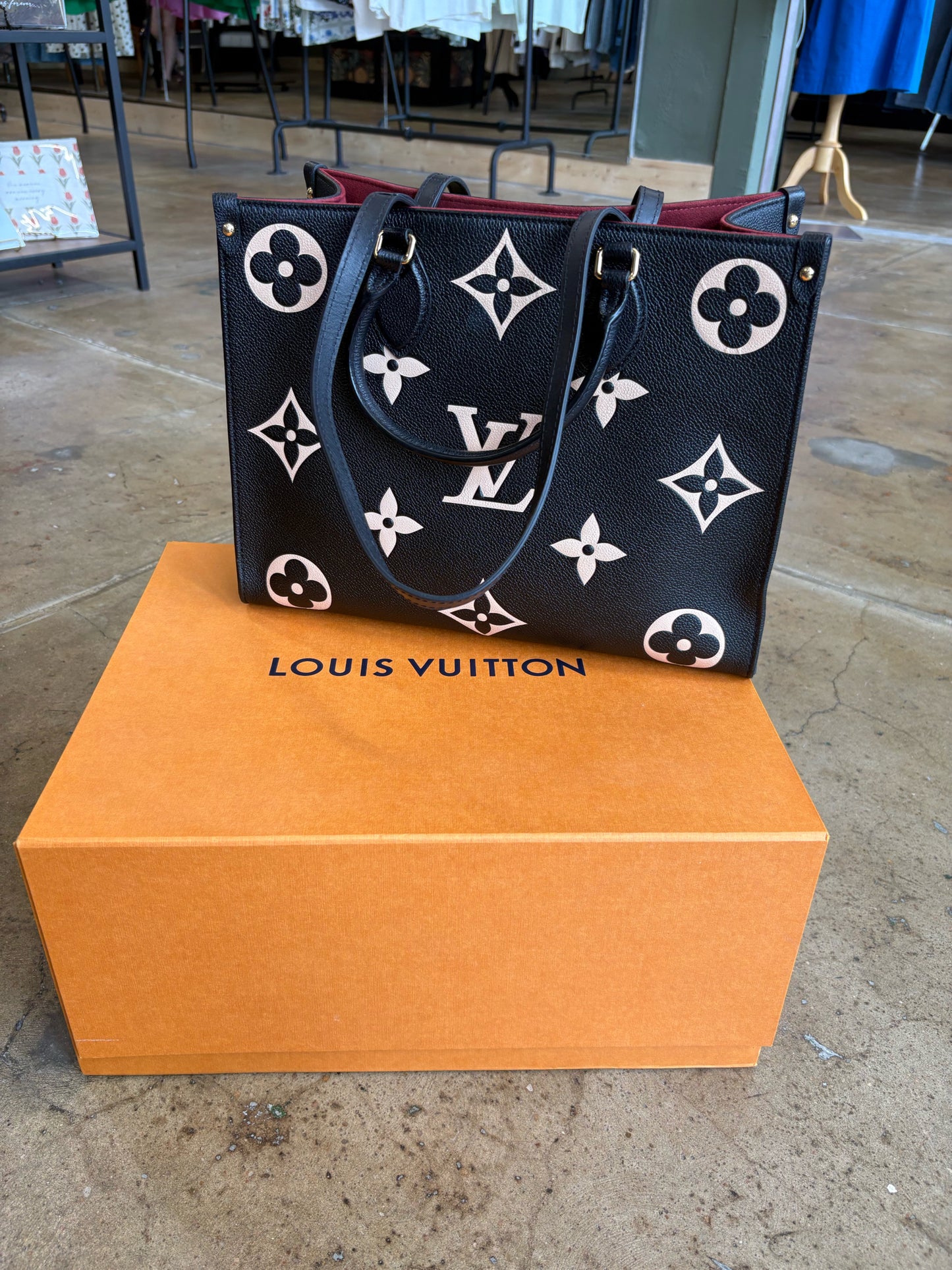 Louis Vuitton black + cream Bag